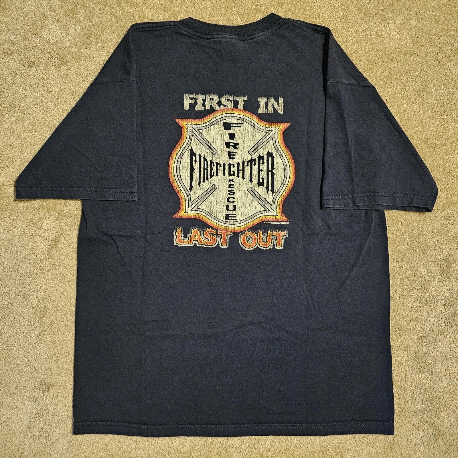 Vintage Y2k Firefighter First In Last Out T-shirt Mens L Grunge Cali Skate 2005 L
Vintage Y2k Firefighter First In Last Out T-shirt Mens L Grunge Cali Skate 2005 L