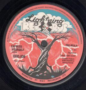 7inch Record ODDJOB Express Yourself Rasshopper TRO9016 LIGHTNING RECOR 1977 UK SoulFunk Used
7inch Record ODDJOB Express Yourself Rasshopper TRO9016 LIGHTNING RECOR 1977 UK SoulFunk Used
