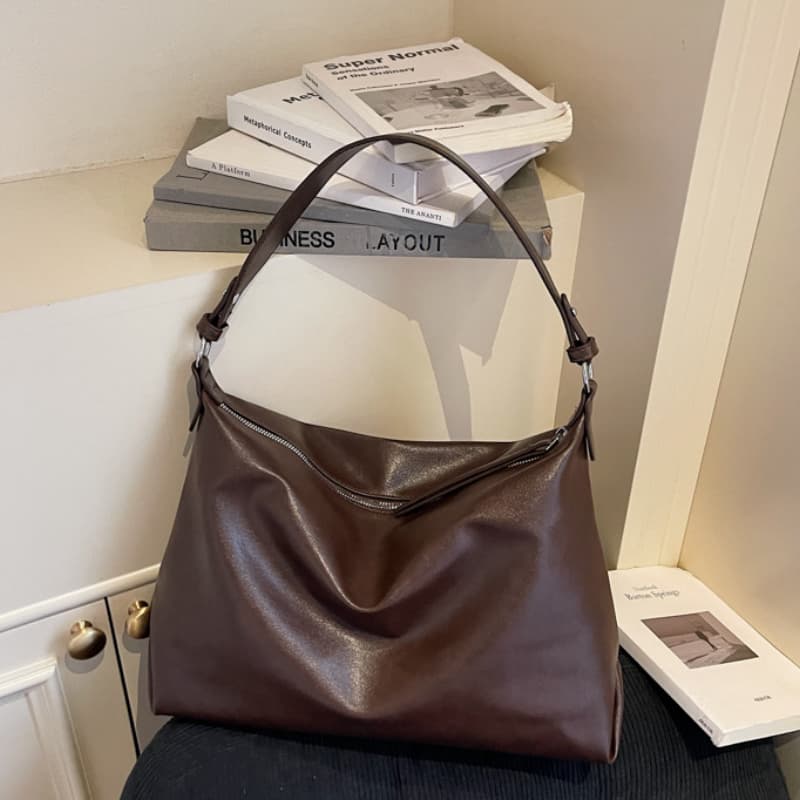 New Large-capacity Women s Shoulder Messenger Tote Bag темно-коричневого кольору
New Large-capacity Women s Shoulder Messenger Tote Bag темно-коричневого кольору