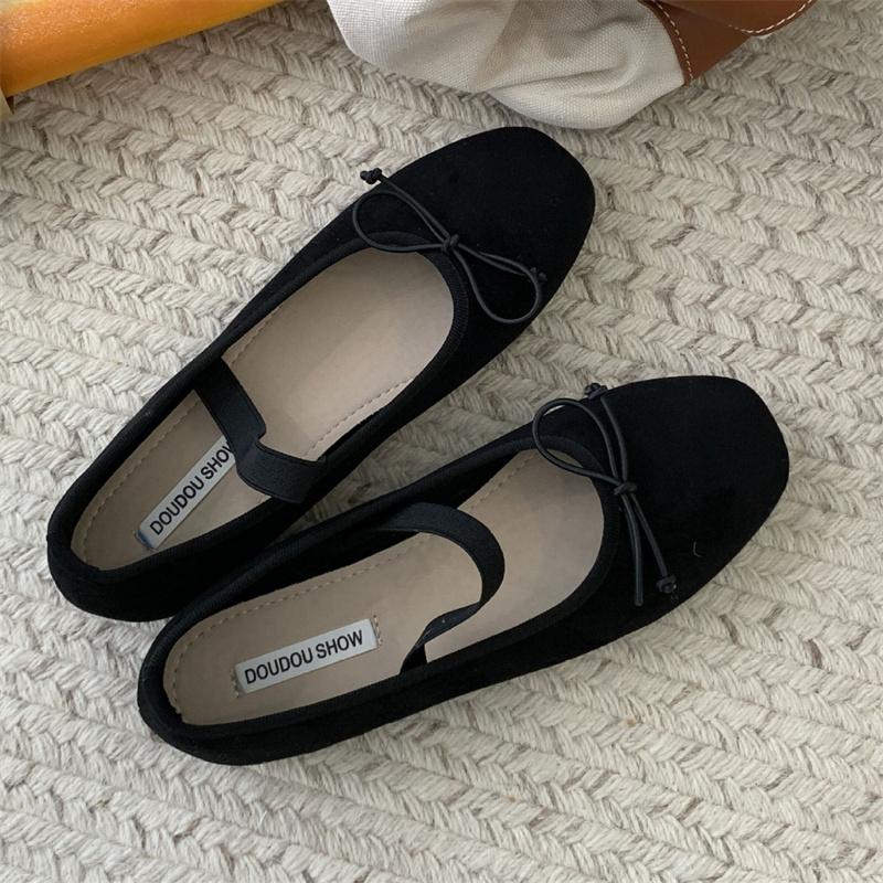 IPPEUM Бархатные балетки Красные с круглым носком Мэри Джейн 2025 Новые летние балетки Обувь Женская 245 чёрный
IPPEUM Бархатные балетки Красные с круглым носком Мэри Джейн 2025 Новые летние балетки Обувь Женская 245 чёрный