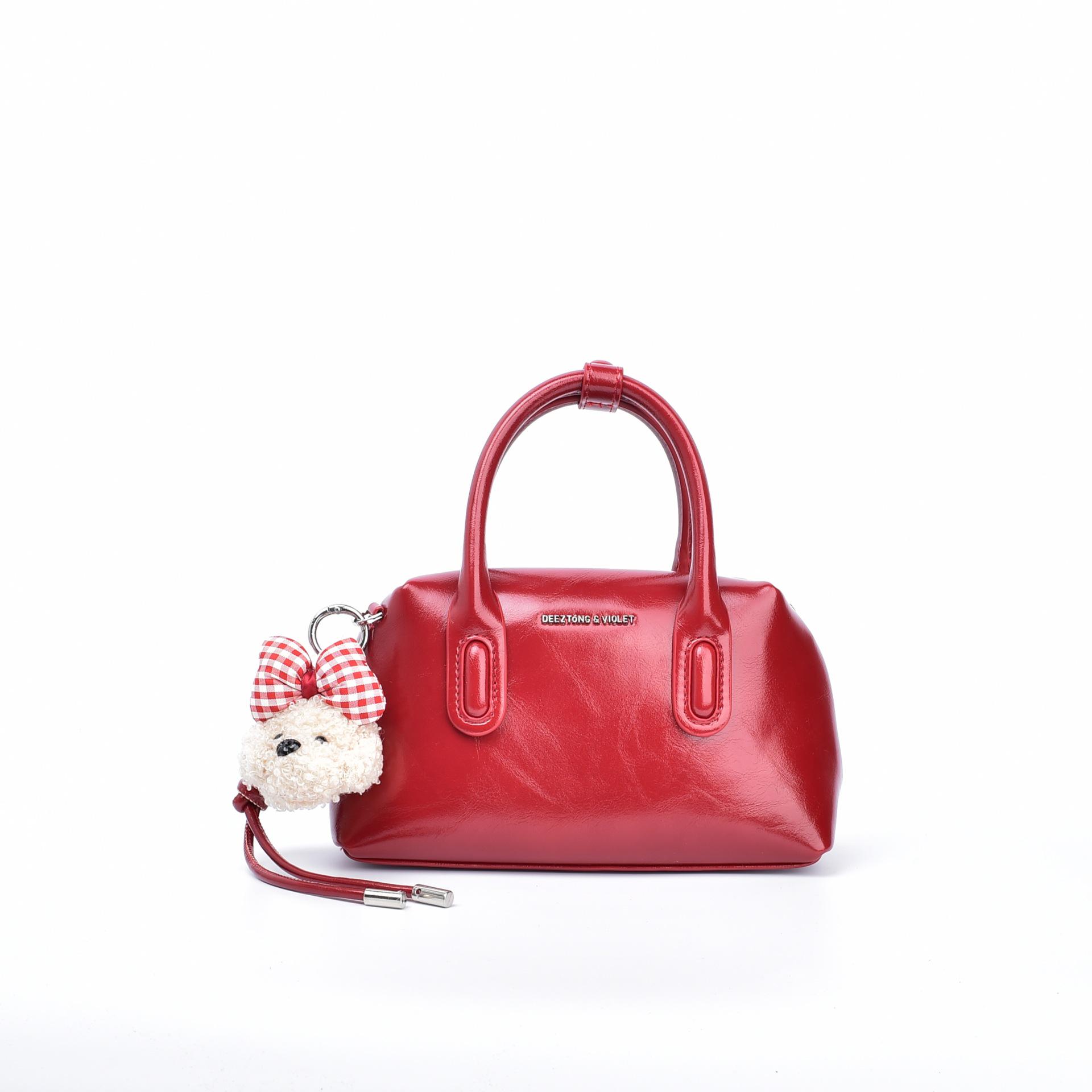 Large Capacity Retro Shoulder Crossbody Handbag for Women - 2025 Autumn Collection красный
Large Capacity Retro Shoulder Crossbody Handbag for Women - 2025 Autumn Collection красный