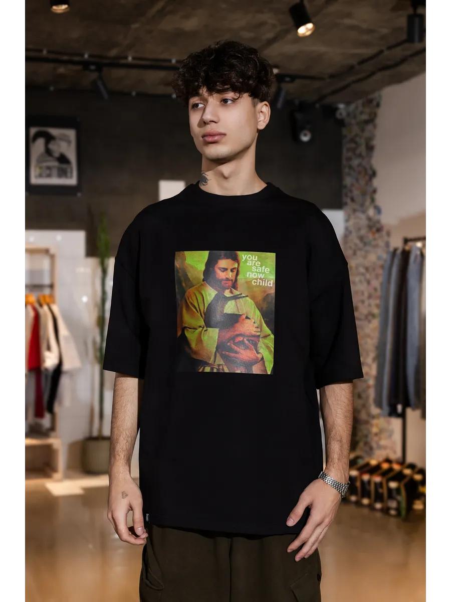 Cotton T-shirt with Design Heroes print M
Cotton T-shirt with Design Heroes print M