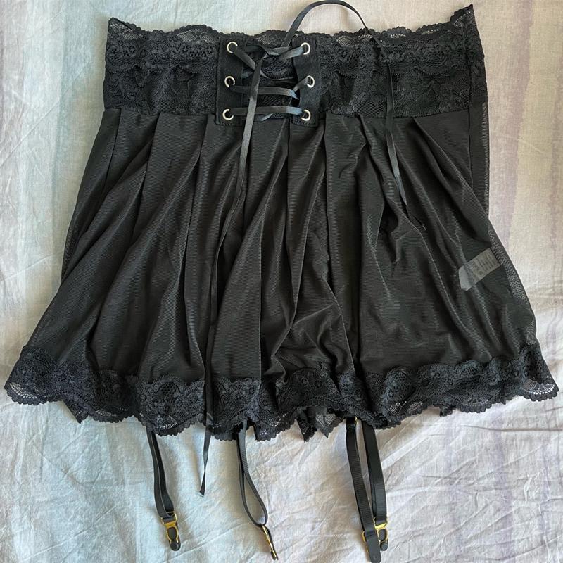 Plus Size Lace Waist Back Bandage Mini Skirt Women Sexy Ultra Thin Mesh Transparent Garter Suspender Belt For Stockings L
Plus Size Lace Waist Back Bandage Mini Skirt Women Sexy Ultra Thin Mesh Transparent Garter Suspender Belt For Stockings L