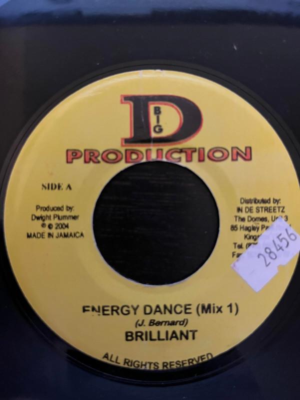 7inch Record BRILLIANT - Energy Dance (Mix 1) / Energy Dance NONE Big D Productio 2004 Jamaica Reggae, Ska & Dub Used
7inch Record BRILLIANT - Energy Dance (Mix 1) / Energy Dance NONE Big D Productio 2004 Jamaica Reggae, Ska & Dub Used