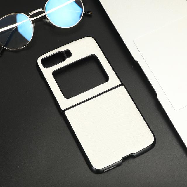 Деловой тонкий кожаный чехол для Motorola Razr 2022, защита от падения, аксессуары для мобильных телефонов, чехол for MOTO RAZR 2022 белый
Деловой тонкий кожаный чехол для Motorola Razr 2022, защита от падения, аксессуары для мобильных телефонов, чехол for MOTO RAZR 2022 белый