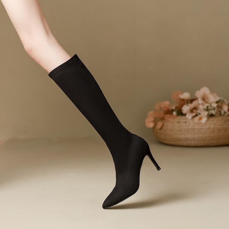 Pointed high-heeled boots for women s new autumn and winter suede elastic thin boots, but knee-high high boots 33
Pointed high-heeled boots for women s new autumn and winter suede elastic thin boots, but knee-high high boots 33