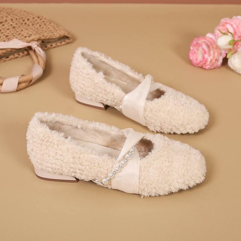 Женская обувь с мелким вырезом, осенние белые кроссовки, лоферы с круглым носком, меховые осенние мокасины, зимняя повседневная новая обувь из флока, однотонная, для отдыха, резиновая 35 белый