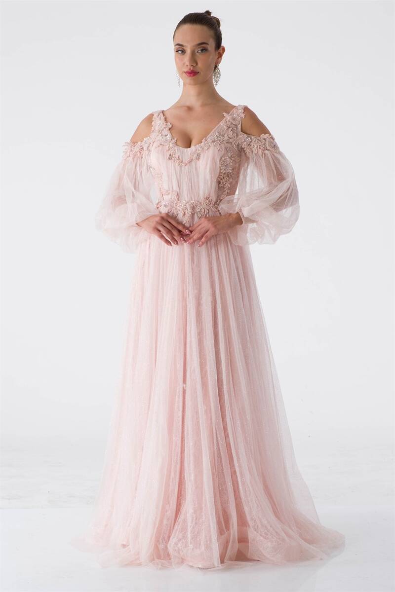 Пудровое вечернее платье из гипюра с пушистым тюлем ARZ
Пудровое вечернее платье из гипюра с пушистым тюлем ARZ