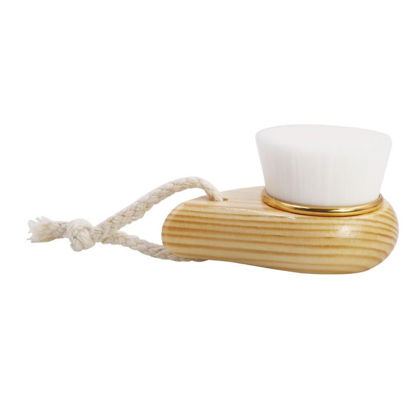 Щетка для умывания лица с ручкой из сосны и мягкой щетиной
Щетка для умывания лица с ручкой из сосны и мягкой щетиной