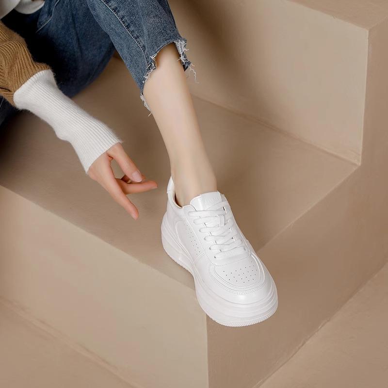 Little white shoes women s spring and summer new board shoes platform casual shoes leather small size women s shoes muffin sole sports shoes 34 белый
Little white shoes women s spring and summer new board shoes platform casual shoes leather small size women s shoes muffin sole sports shoes 34 белый