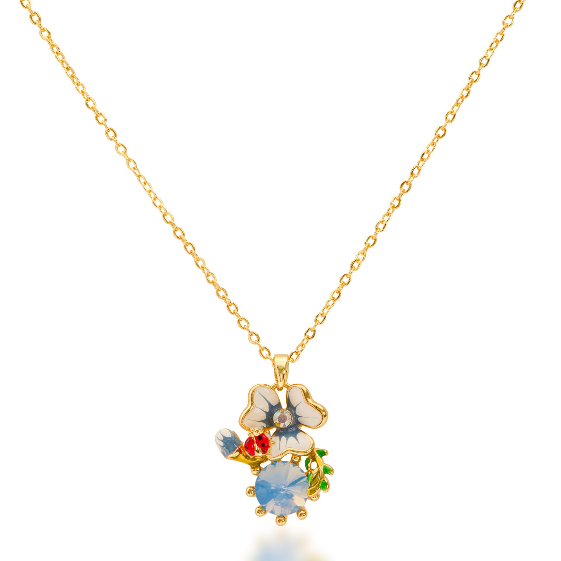 Stylish exquisite small fresh oil drip diamond flower pendant necklace accessories female summer sweet cool babes wind collarbone chain
Stylish exquisite small fresh oil drip diamond flower pendant necklace accessories female summer sweet cool babes wind collarbone chain