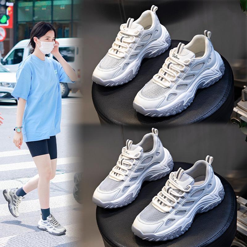 Dad shoes women s spring spring 2025 new sports breathable casual shoes children s platform running leather women s shoes 40
Dad shoes women s spring spring 2025 new sports breathable casual shoes children s platform running leather women s shoes 40