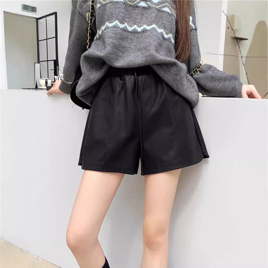 Women s High-Waist PU Leather Drawstring Shorts - Autumn 2024 Collection, Slimming, Versatile, Wide-Leg Casual Design M (suggested 41-47 kg) кофейный
Women s High-Waist PU Leather Drawstring Shorts - Autumn 2024 Collection, Slimming, Versatile, Wide-Leg Casual Design M (suggested 41-47 kg) кофейный