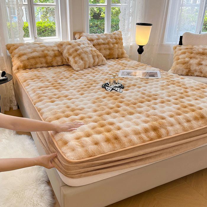 Luxurious Faux Rabbit Fur Bed Skirt & Velvet Mattress Protector 48x74cm Pillowcase Pair
Luxurious Faux Rabbit Fur Bed Skirt & Velvet Mattress Protector 48x74cm Pillowcase Pair