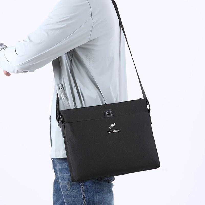 New Men s Fashionable Waterproof Bag Large Capacity Shoulder Casual Crossbody Simple Business Backpack чёрный
New Men s Fashionable Waterproof Bag Large Capacity Shoulder Casual Crossbody Simple Business Backpack чёрный
