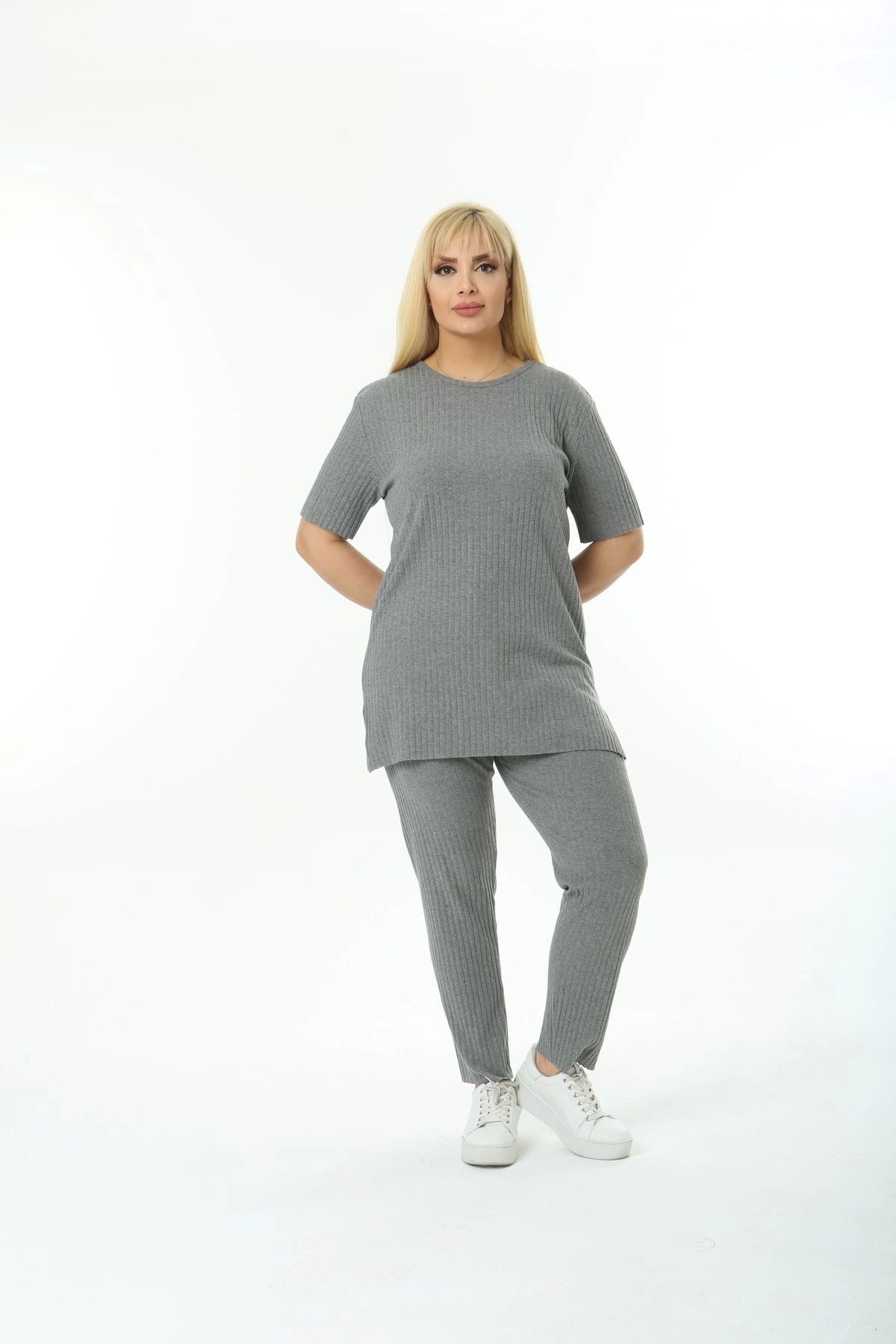 Women s Fashion Big Size Tracksuit Set Short Sleeve Elastic Waist Comfortable Double Cotton Camisole Set XL
Women s Fashion Big Size Tracksuit Set Short Sleeve Elastic Waist Comfortable Double Cotton Camisole Set XL