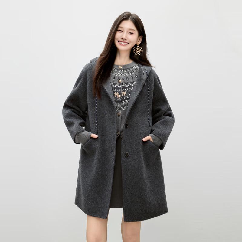 Women s Classic Grey Hooded Double-Sided Wool Coat L
Women s Classic Grey Hooded Double-Sided Wool Coat L