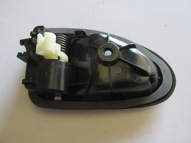 For Renault Megane 1 1998 1999 Rear Door Interior Opening Handle Right Black 8200028995
For Renault Megane 1 1998 1999 Rear Door Interior Opening Handle Right Black 8200028995