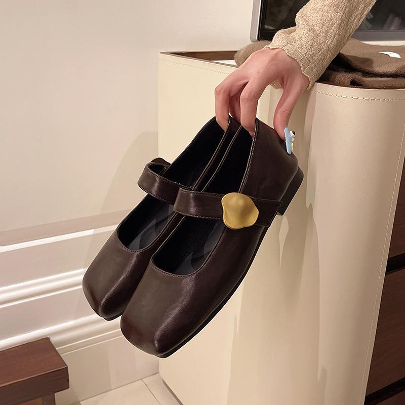 2025 весенние туфли из мягкой кожи с металлической пряжкой, квадратной головкой, ретро-туфли на плоском каблуке, туфли Мэри Джейн с одной пряжкой, женские туфли на плоской подошве 40 коричневый
2025 весенние туфли из мягкой кожи с металлической пряжкой, квадратной головкой, ретро-туфли на плоском каблуке, туфли Мэри Джейн с одной пряжкой, женские туфли на плоской подошве 40 коричневый