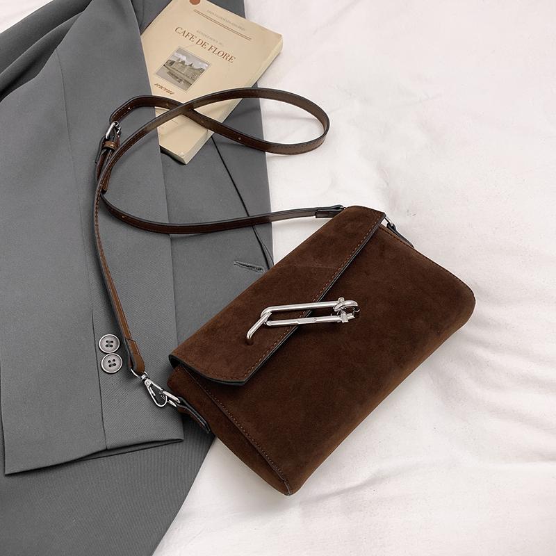 Vintage Suede Leather Shoulder Crossbody Bag Women Designer Handbag And Purse Khaki Sac A Main Small Flap Messenger Bag Black 30cm)) кавовий
Vintage Suede Leather Shoulder Crossbody Bag Women Designer Handbag And Purse Khaki Sac A Main Small Flap Messenger Bag Black 30cm)) кавовий