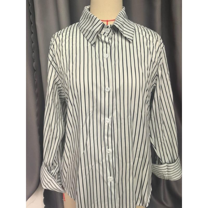 Fashion Striped Long Sleeved Shirt Loose Casual Spring Autumn Casual Work Shirts Ladies Elegant Simple Office Lapel Single-breasted Blouse Basic Tops S
Fashion Striped Long Sleeved Shirt Loose Casual Spring Autumn Casual Work Shirts Ladies Elegant Simple Office Lapel Single-breasted Blouse Basic Tops S
