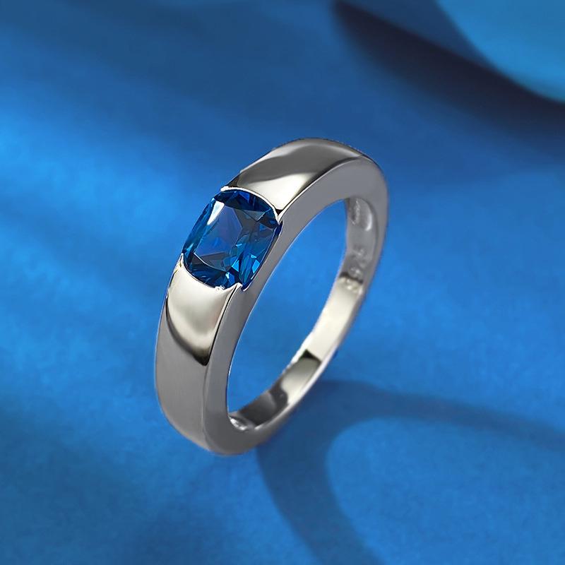 Хуэй Чжи И Серебро S925 Королевский синий Имитация бриллианта Квадратное кольцо Size 6
Хуэй Чжи И Серебро S925 Королевский синий Имитация бриллианта Квадратное кольцо Size 6