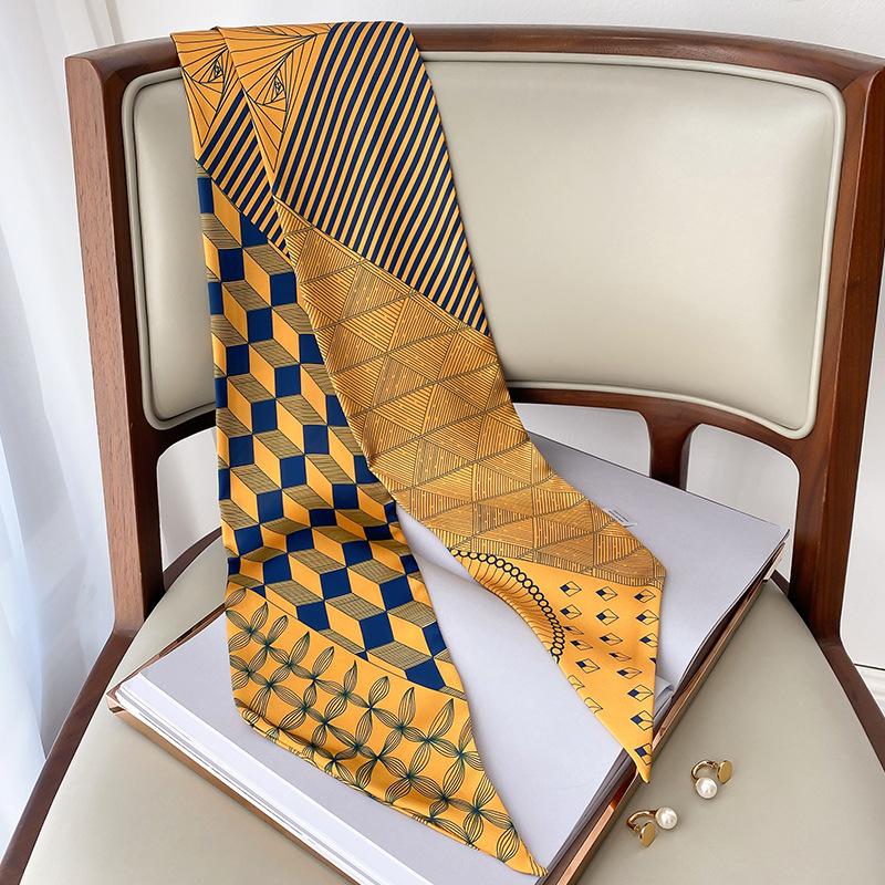 Новый европейский и американский весенне-осенний новый тонкий длинный шелковый шарф для женщин Модный и стильный шарф Маленький шарф Повязка для волос Сумка 15*150cm
Новый европейский и американский весенне-осенний новый тонкий длинный шелковый шарф для женщин Модный и стильный шарф Маленький шарф Повязка для волос Сумка 15*150cm