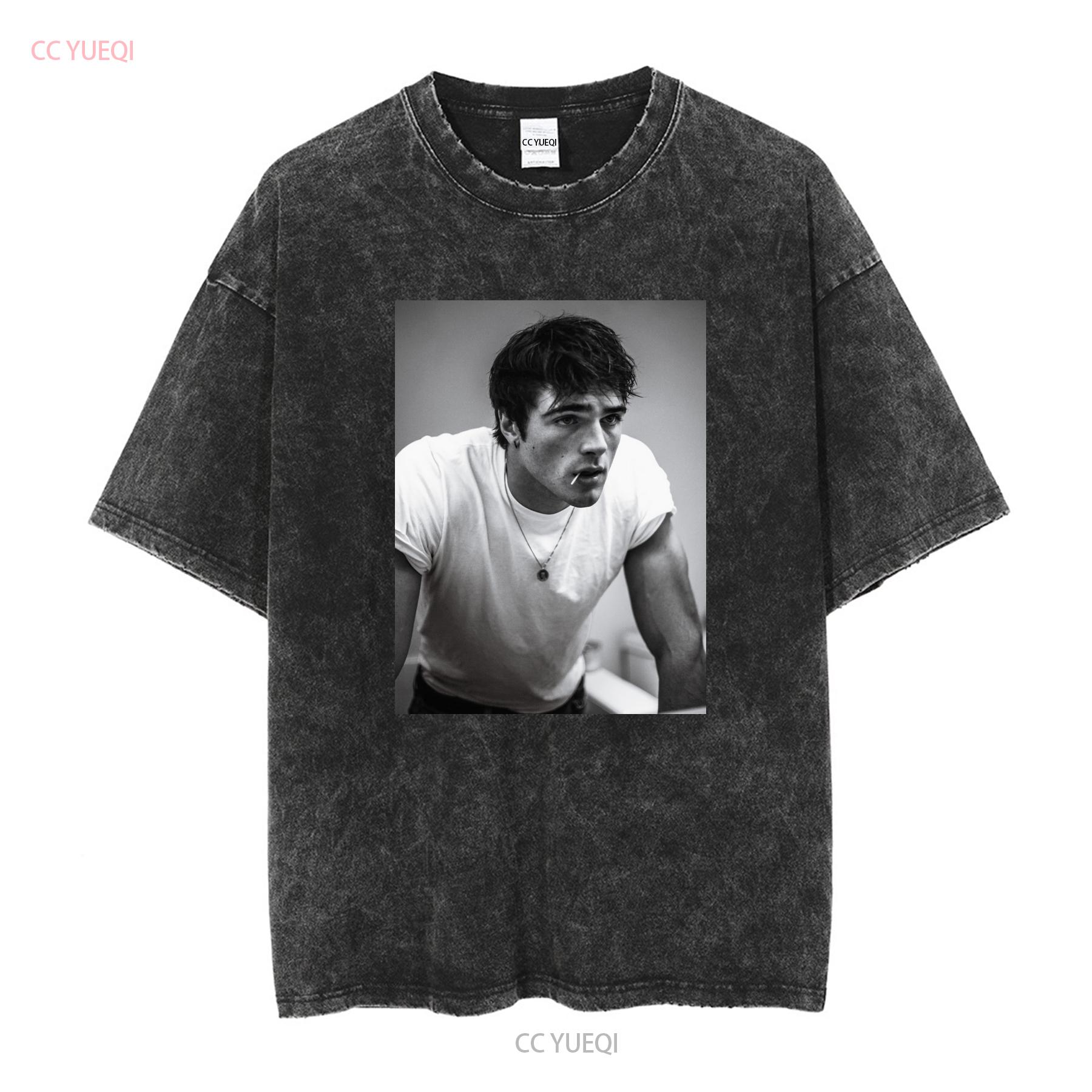 NWT Jacob Elordi Australian Actor The Kissing Booth T Shirt long sleeves vintage Washed Versatile Slightly Stylish homme S
NWT Jacob Elordi Australian Actor The Kissing Booth T Shirt long sleeves vintage Washed Versatile Slightly Stylish homme S