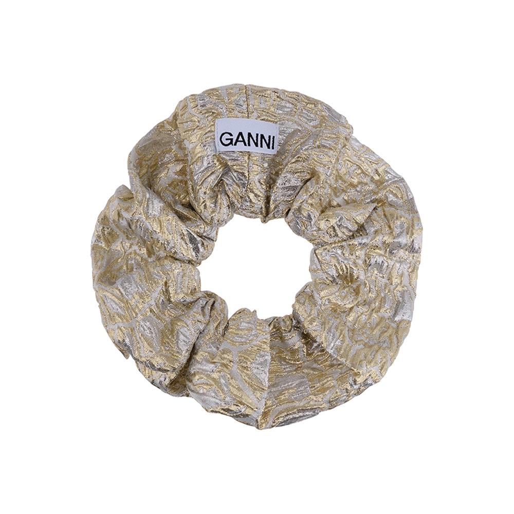 Ganni A6432 012 Metallic Scrunch Headband A6432 012
Ganni A6432 012 Metallic Scrunch Headband A6432 012