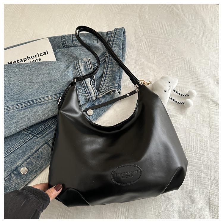 Женский повседневный рюкзак и сумка-тоут из мягкой искусственной кожи большой вместимости 2024
Женский повседневный рюкзак и сумка-тоут из мягкой искусственной кожи большой вместимости 2024