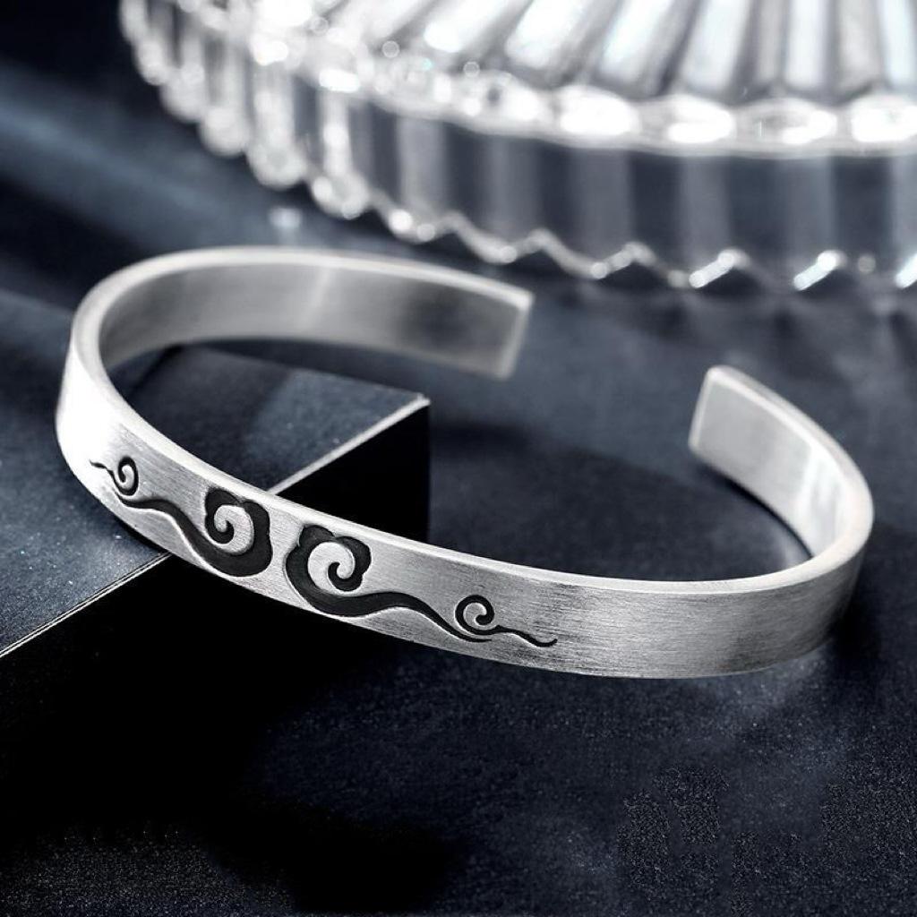 S999 Retro Elegant Cloud Couple Bracelets: Solid Men s & Women s Bangles - Valentine s Day Gift
S999 Retro Elegant Cloud Couple Bracelets: Solid Men s & Women s Bangles - Valentine s Day Gift