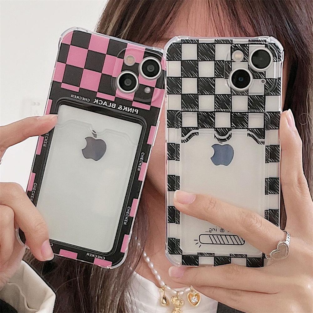 Женский чехол для iPhone 11/12 Pro со вставкой для карт в шахматном порядке, подходит для XR/XS Max. 12 Pro Max
Женский чехол для iPhone 11/12 Pro со вставкой для карт в шахматном порядке, подходит для XR/XS Max. 12 Pro Max