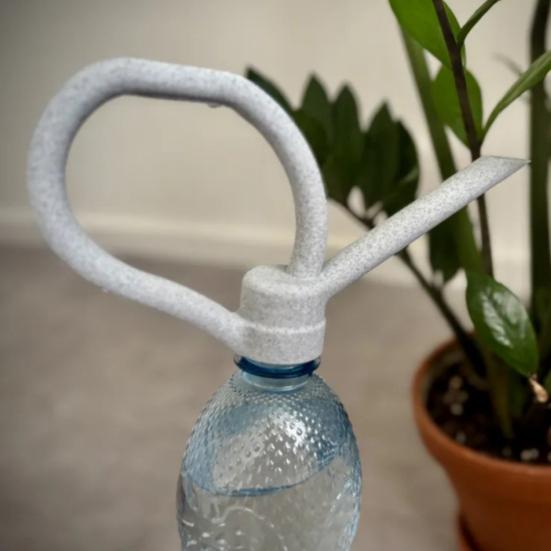 Yousheng Bottle Cap Watering Spout for Indoor Plants Plastic Long Spout Watering Bottle Cap 3D Printed Bottles Watering Spout with Handle 1pc
Yousheng Bottle Cap Watering Spout for Indoor Plants Plastic Long Spout Watering Bottle Cap 3D Printed Bottles Watering Spout with Handle 1pc