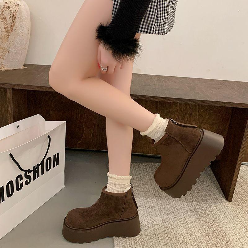 Women s large size soft elastic winter warm and cold a foot stirrup padded snow boots non-slip wear outdoor leisure sports cotton boots 40 темно-коричневого кольору
Women s large size soft elastic winter warm and cold a foot stirrup padded snow boots non-slip wear outdoor leisure sports cotton boots 40 темно-коричневого кольору