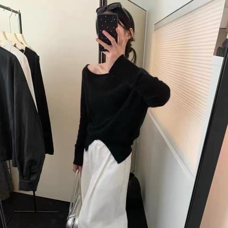 Смешанный полосатый трикотажный свитер с одним плечом женский осенний новый модный пуловер облегающий высококлассный топ One size чёрный
Смешанный полосатый трикотажный свитер с одним плечом женский осенний новый модный пуловер облегающий высококлассный топ One size чёрный