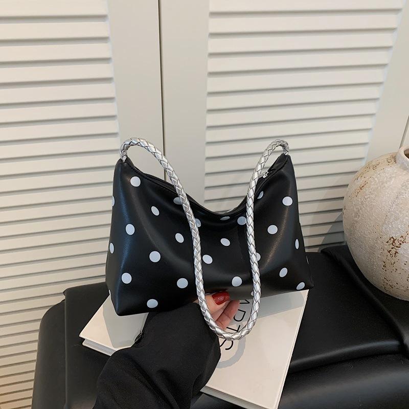Small-scale Premium Style Underarm Bag, Women s Small Crossbody Bag, Bucket Bag, Fashionable Shoulder Bag чорний
Small-scale Premium Style Underarm Bag, Women s Small Crossbody Bag, Bucket Bag, Fashionable Shoulder Bag чорний