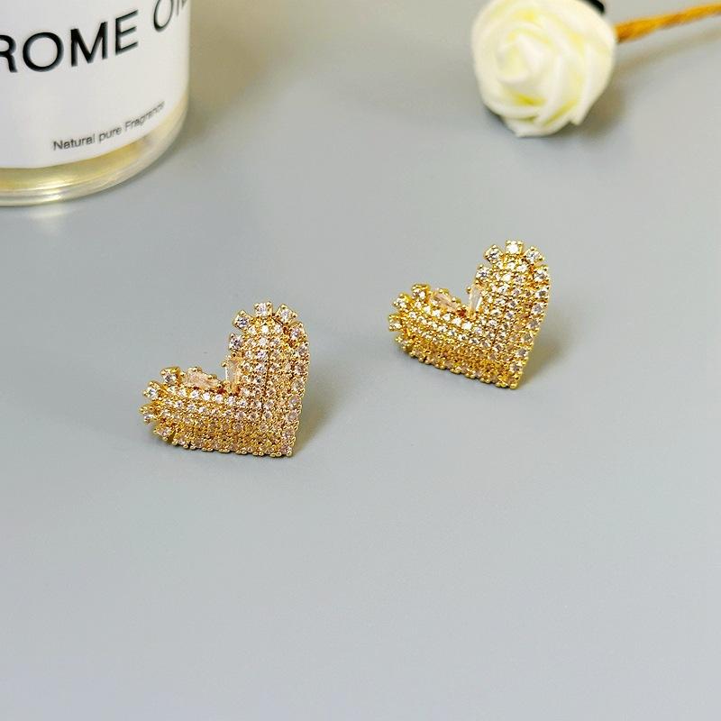 Sweet Temperament Dongdaemun Three-Dimensional Full Diamond Love Stud Earrings Light Luxury Women S Earrings золотой
Sweet Temperament Dongdaemun Three-Dimensional Full Diamond Love Stud Earrings Light Luxury Women S Earrings золотой