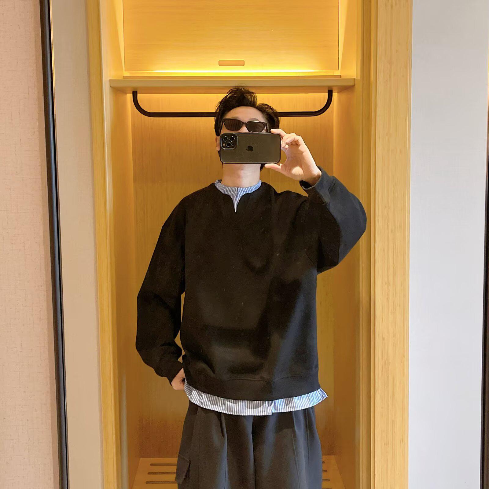 Men s Autumn Loose Fit Retro Patchwork Sweatshirt - Minimalist Preppy Style Extra Large чорний
Men s Autumn Loose Fit Retro Patchwork Sweatshirt - Minimalist Preppy Style Extra Large чорний