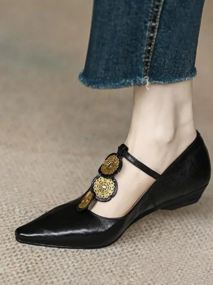 2024 Роскошные римские туфли Женские элегантные туфли на плоской подошве Летние туфли с острым носком в стиле ретро Дизайнерские платья Прогулочные туфли на плоской подошве 38 чёрный