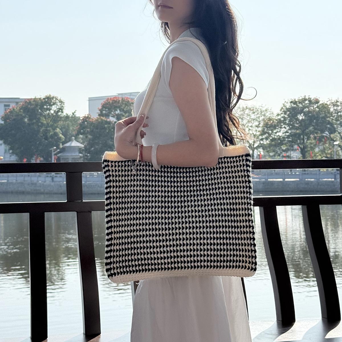 Spring Summer Woven Tote Bag – Cheerful Dopamine Colors, Eco-Friendly Boho Bag for Beach, Work & Shopping
Spring Summer Woven Tote Bag – Cheerful Dopamine Colors, Eco-Friendly Boho Bag for Beach, Work & Shopping