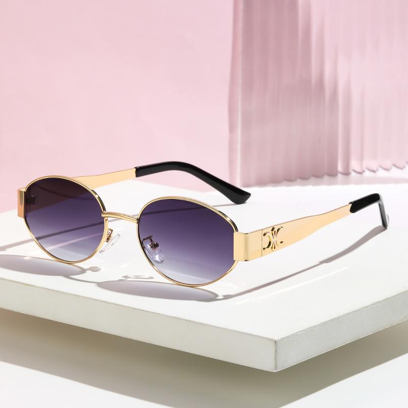 Luxury Metal Brand Sunglasses for Men and Women Unisex Designer Fashion Sun Glasses Oval Unisex Stylish Eyewear Shades UV400
Luxury Metal Brand Sunglasses for Men and Women Unisex Designer Fashion Sun Glasses Oval Unisex Stylish Eyewear Shades UV400