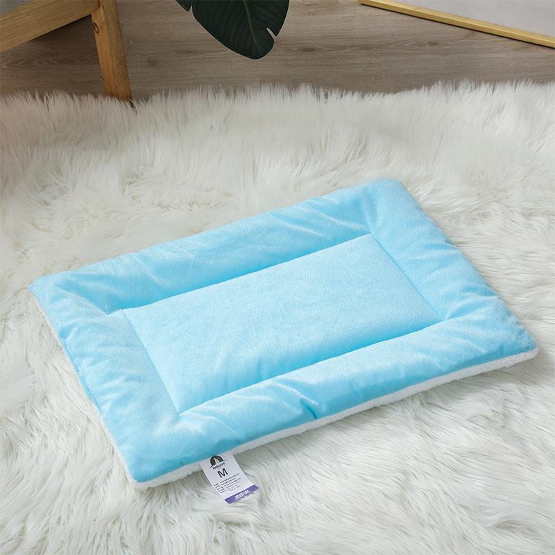 Коврик для собак, коврик для домашних животных, коврик для кошек, супермягкий зимний коврик для собак M
Коврик для собак, коврик для домашних животных, коврик для кошек, супермягкий зимний коврик для собак M