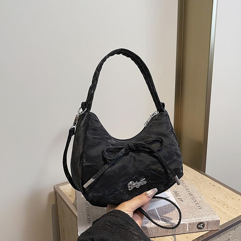 Женская модная сумка-багет с бантом, Новая простая сумочка, Повседневная универсальная сумка через плечо, Премиальная сумка для поездок на работу чёрный
Женская модная сумка-багет с бантом, Новая простая сумочка, Повседневная универсальная сумка через плечо, Премиальная сумка для поездок на работу чёрный