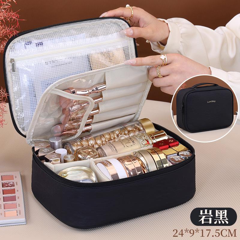 Cosmetic bag Multifunctional large-capacity makeup brush Storage bag Going out Portable toilet bag
Cosmetic bag Multifunctional large-capacity makeup brush Storage bag Going out Portable toilet bag
