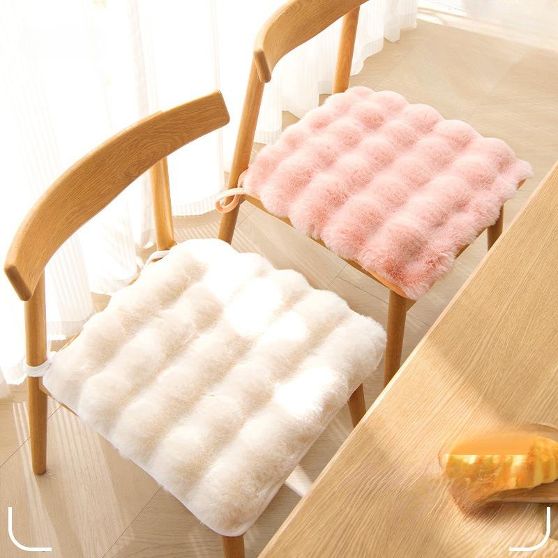 Rabbit Velvet Warm Seat Cushion Office Sedentary Artifact Winter Thickened Plush Student Cushion Seat Cushion 50x50cm
Rabbit Velvet Warm Seat Cushion Office Sedentary Artifact Winter Thickened Plush Student Cushion Seat Cushion 50x50cm