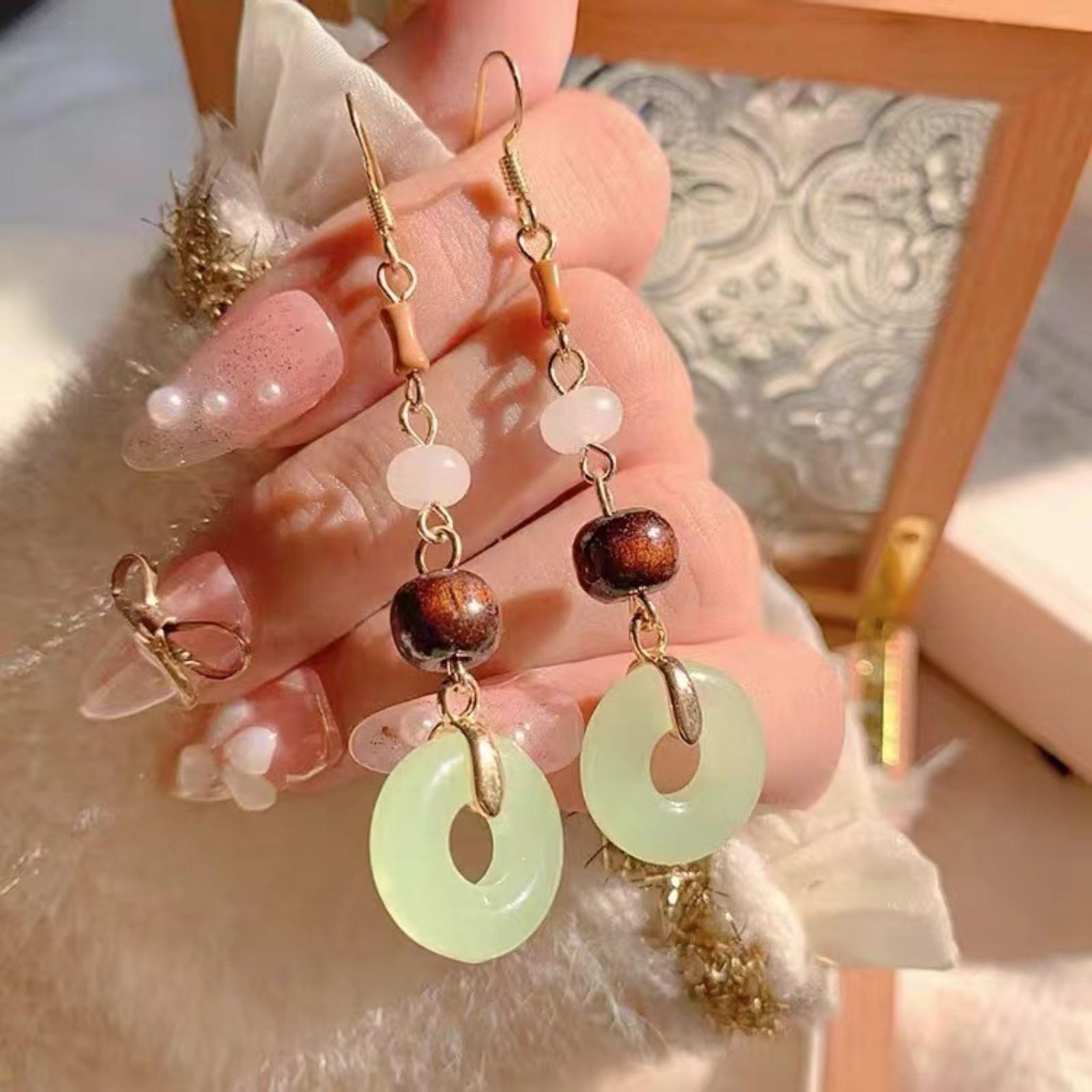 Винтажные китайские серьги из нефрита, универсальные серьги One Size
Винтажные китайские серьги из нефрита, универсальные серьги One Size