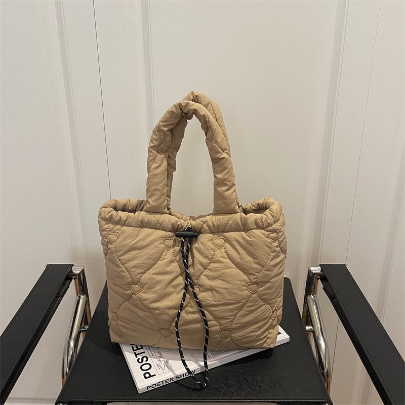 Stylish Minimalist Women s Large-Capacity Shoulder Tote - Diamond Pattern Bag хаки
Stylish Minimalist Women s Large-Capacity Shoulder Tote - Diamond Pattern Bag хаки