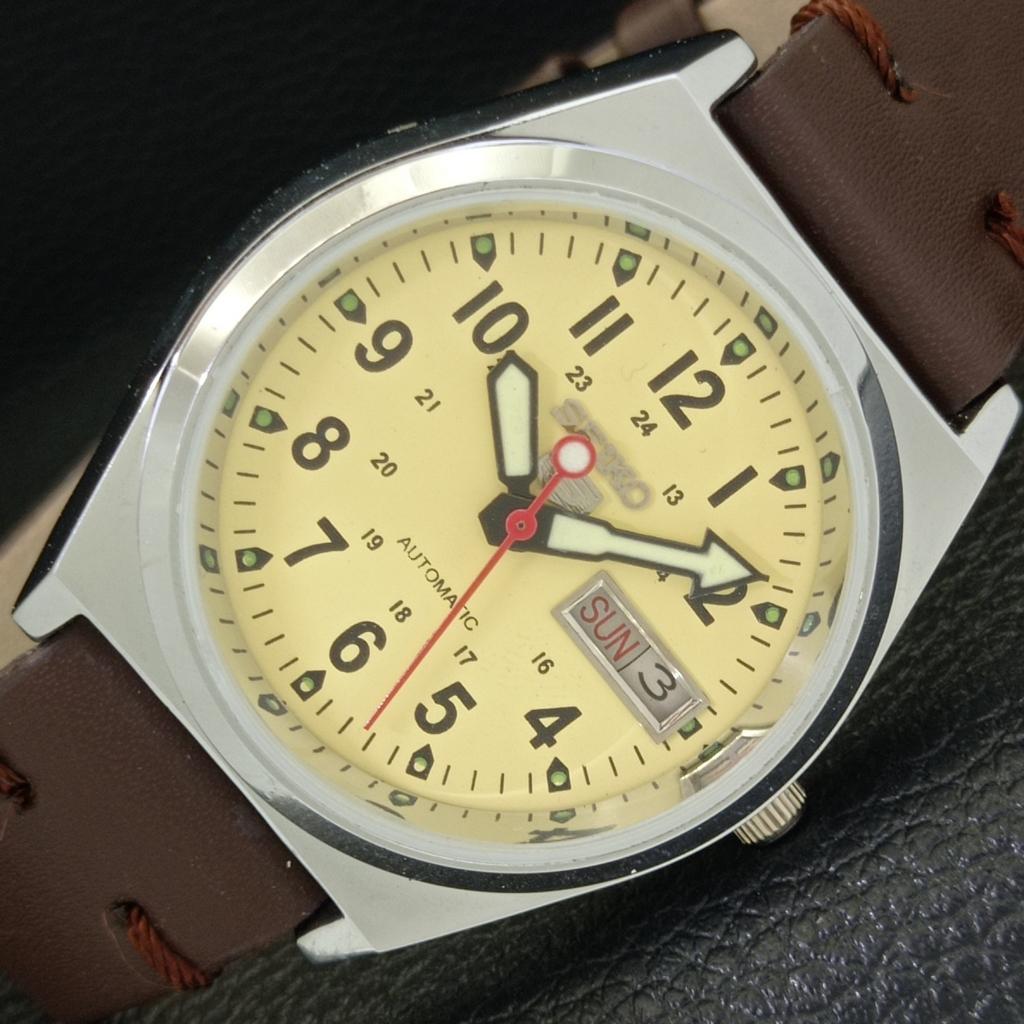 ВОССТАНОВЛЕННЫЕ ВИНТАЖНЫЕ АВТОМАТИЧЕСКИЕ ЯПОНСКИЕ МУЖСКИЕ ЧАСЫ SEIKO 5 С БЕЖЕВЫМ ЦИФЕРБЛАТОМ a434681-2 R121-a434681
ВОССТАНОВЛЕННЫЕ ВИНТАЖНЫЕ АВТОМАТИЧЕСКИЕ ЯПОНСКИЕ МУЖСКИЕ ЧАСЫ SEIKO 5 С БЕЖЕВЫМ ЦИФЕРБЛАТОМ a434681-2 R121-a434681