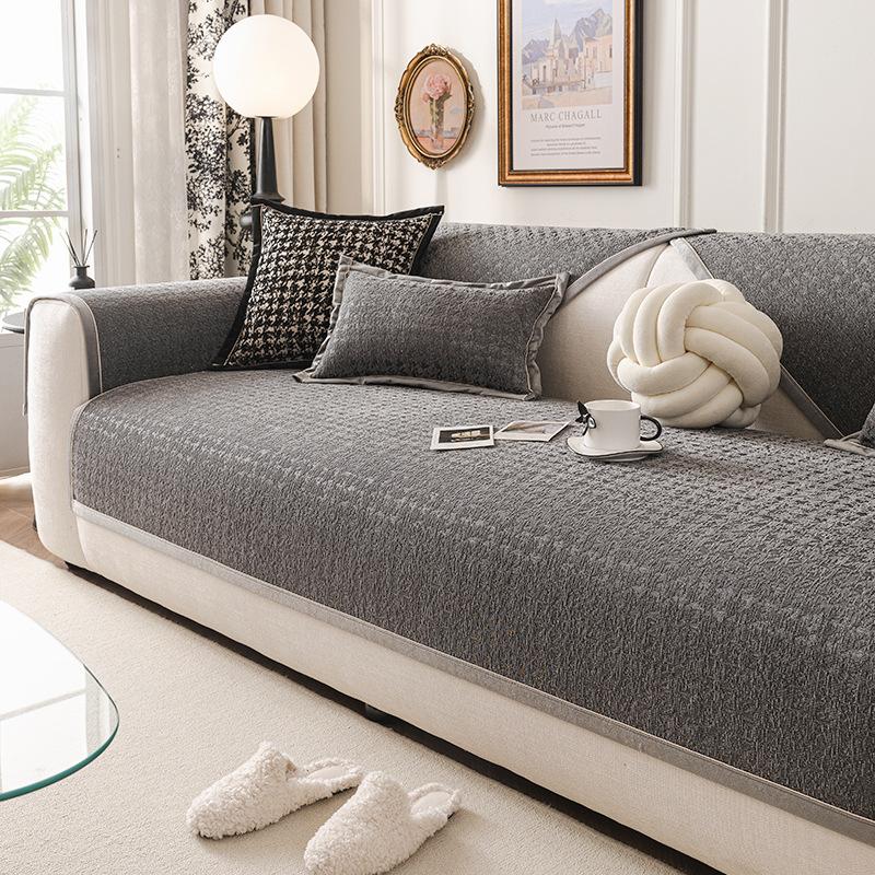 Sofa Cushion New Seat Cushion Four Seasons Universal Fixed Light Luxury High-Grade Leather Sofa Cover Cloth Towel 70*70cm
Sofa Cushion New Seat Cushion Four Seasons Universal Fixed Light Luxury High-Grade Leather Sofa Cover Cloth Towel 70*70cm