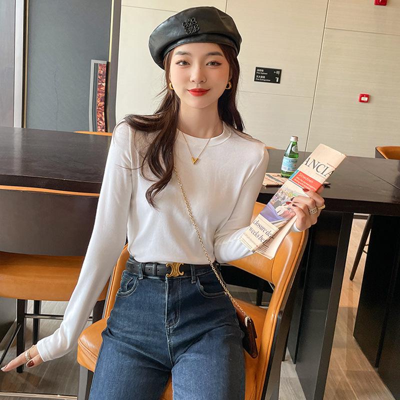Women s Plus Size Pure Cotton Round Neck Long Sleeve T-Shirt - Slimming, Warm, and Stylish for Autumn/Winter. L
Women s Plus Size Pure Cotton Round Neck Long Sleeve T-Shirt - Slimming, Warm, and Stylish for Autumn/Winter. L